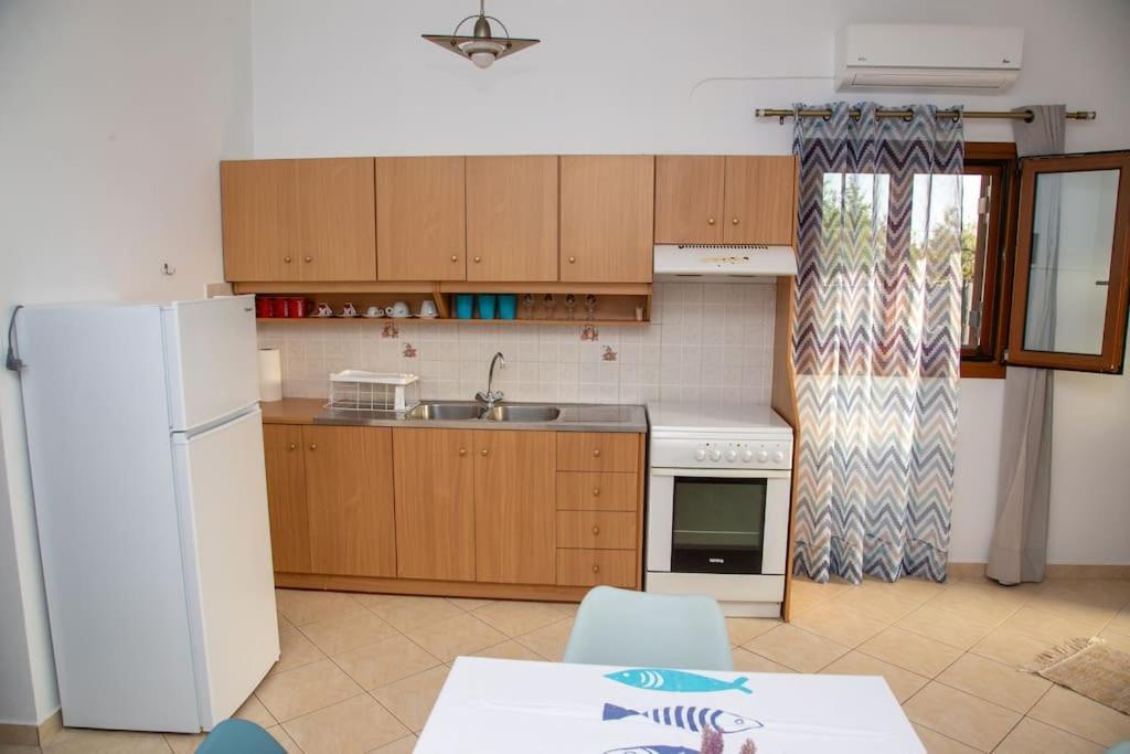 Apartament Εξοχη Και Θαλασσα Makrýgialos Zewnętrze zdjęcie